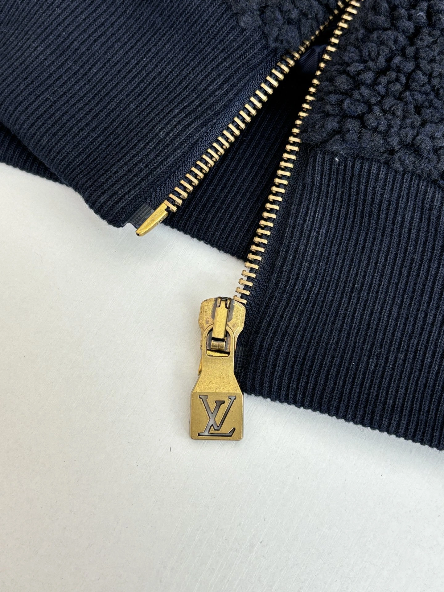 wg.luxury-- 8V item:E-F363I0607